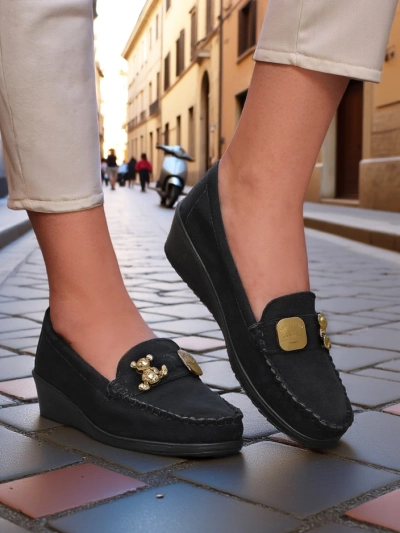 Royalfashion Dámske loafers na nízkej wedge Mollan