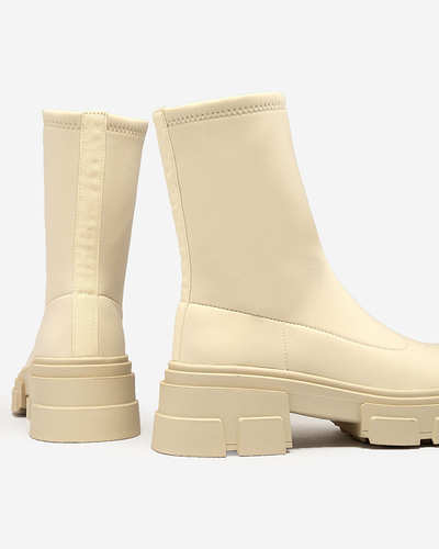 Royalfashion Dámske čižmy z eko-semišu v béžovej farbe Classy Girl