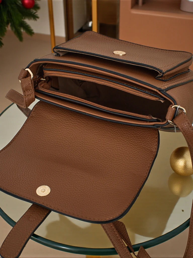 Majhna ženska torbica iz eko usnja Seray