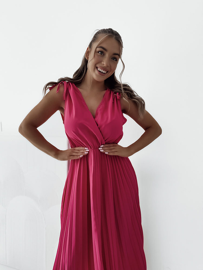 Royalfashion Dámske plisované midi šaty