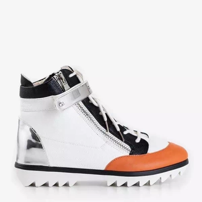 OUTLET Biele športové členkové topánky s lakovanou úpravou Krillas - Obuv