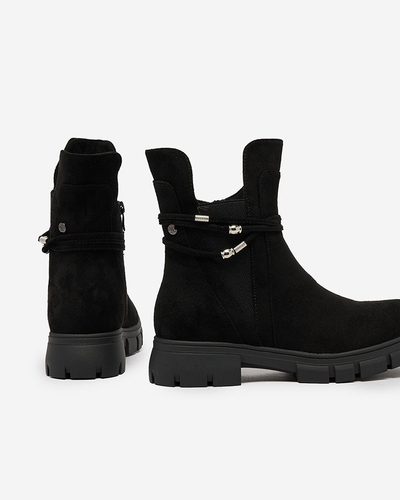 Royalfashion Čierne dámske čižmy s ozdobným remienkom Dafflo