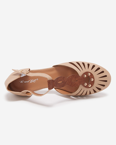 Béžové dámske ažúrové balerínky s výrezom na bokoch Erraf-Footwear