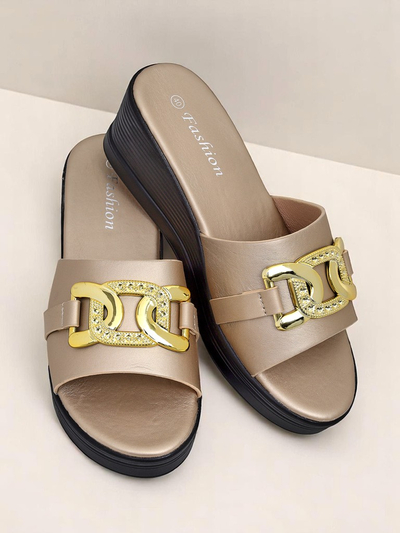 Royalfashion Dámske sandále na platforme Nolia