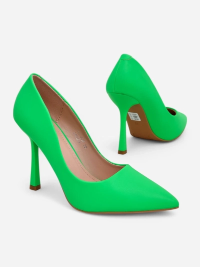 Royalfashion Klasické dámske ihlové topánky Lessey