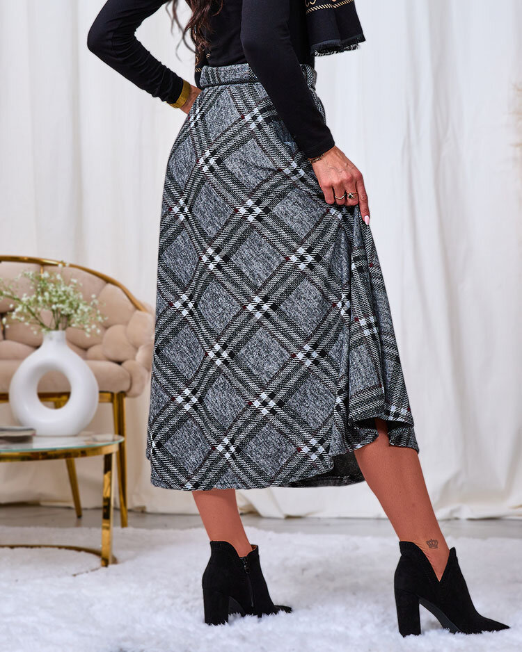 Royalfashion Dámska dlhá kockovaná sukňa šedej a červenej farby