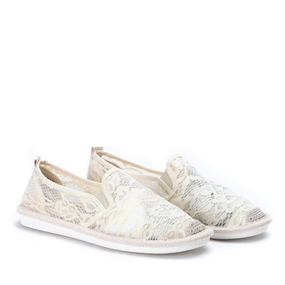 Beżowe espadryle zdobione koronkowym materiałem Rose - Obuwie