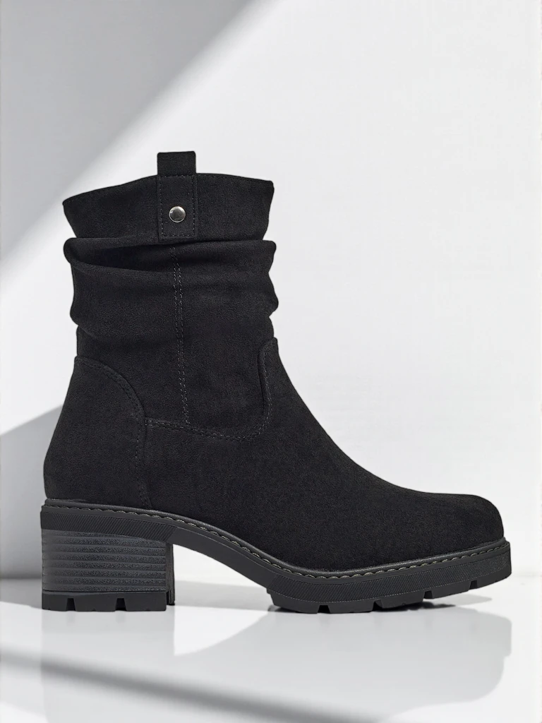 Visoki ženski gležnarji iz eko semiša Carmine