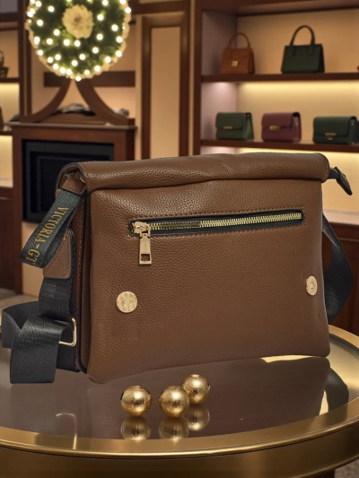 Majhna ženska torbica iz eko usnja Tessaria