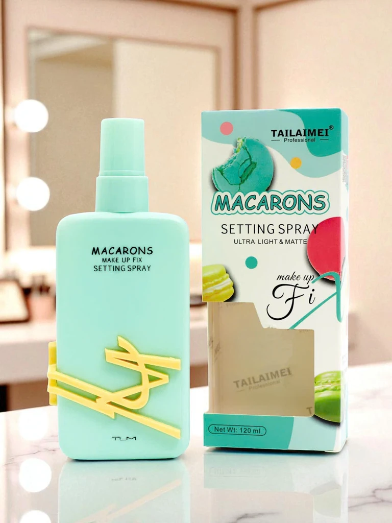 Macarons Makeup Fixing Spray Blue