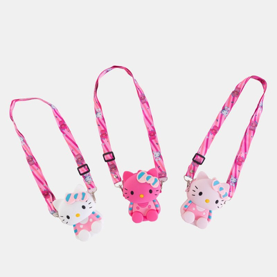 Biela malá mačiatková kabelka - Kabelky