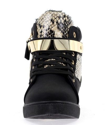 Czarne sneakersy ze złotą ozdobą - Obuwie