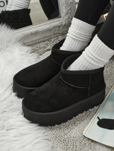 Kratki ženski škornji a'la snežke Memi