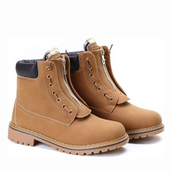 Martina hnedé izolované turistické topánky - Obuv