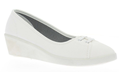 Białe balerinki na koturnie  - Obuwie
