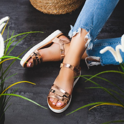 Sandały na grubej podeszwie w kolorze różowego złota Martita - Obuwie