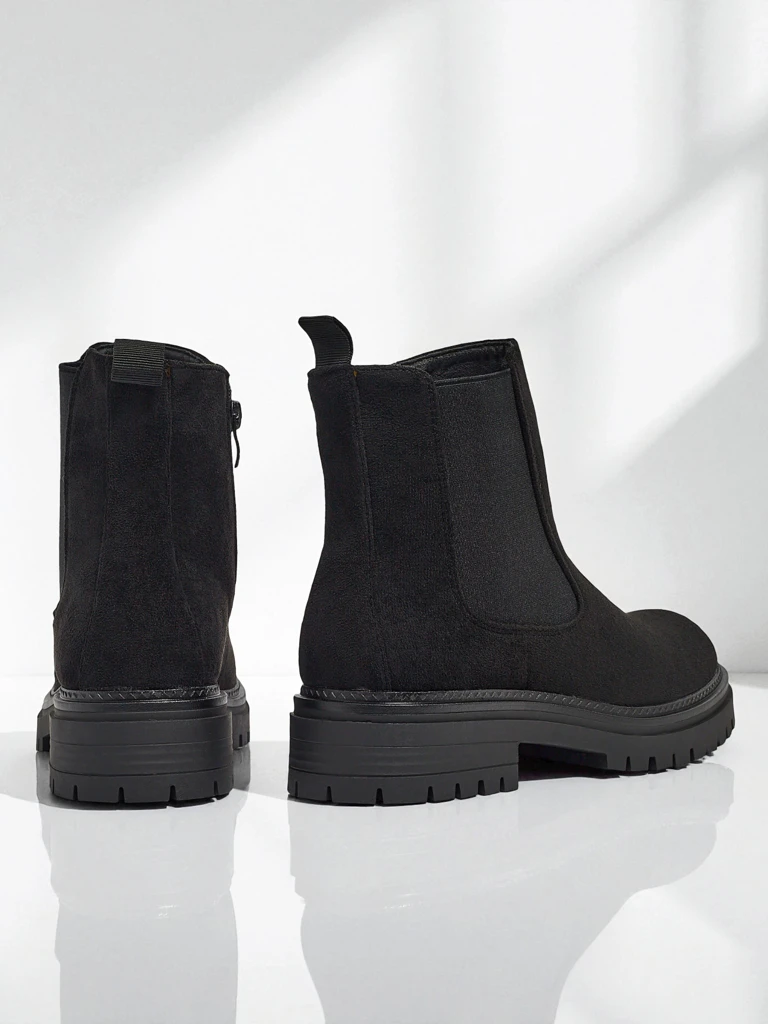 Ženski gležnjarji a'la chelsea iz eko-semiša Zarelle