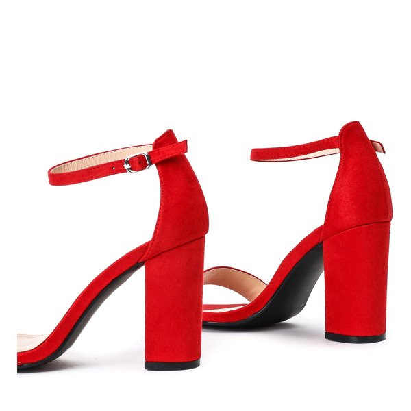 Czerwone sandały na wysokim słupku Veronia - Obuwie