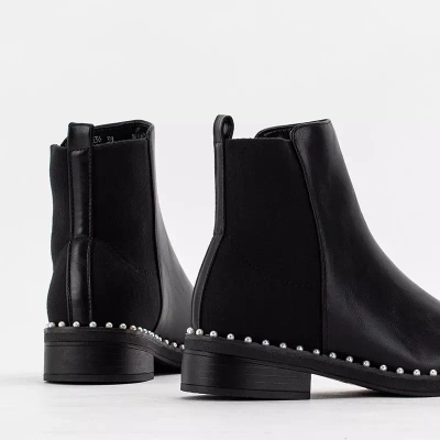 OUTLET Dámske čierne čižmy s ozdobnými perlami Manoris - Footwear