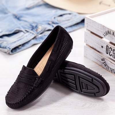 Loafery prolamované černou Tati - Boty 1