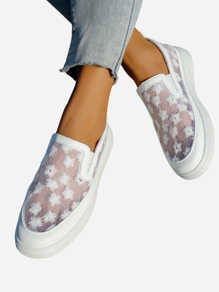 Royalfashion Dámske sieťované mokasíny s kvetinami Emzos