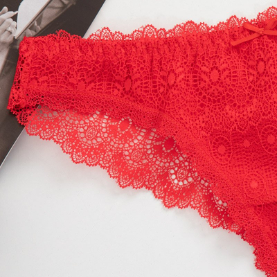 Dámske červené čipkované čipky - spodná bielizeň