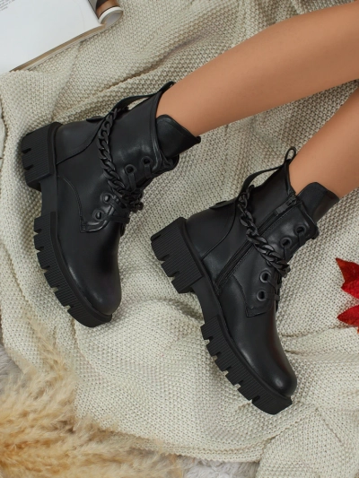 Ženski gležnarji Anviq iz eko usnja na vezalke