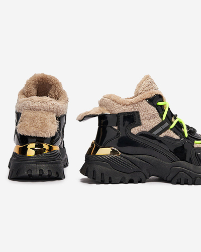 Čierna dámska športová obuv s kožušinou a neónovo žltými šnúrkami Adbo- Footwear