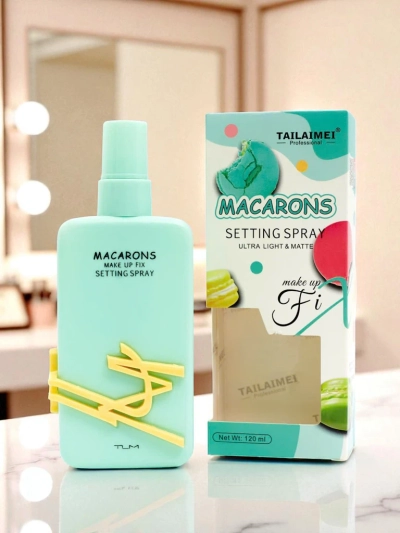 Macarons Makeup Fixing Spray Blue