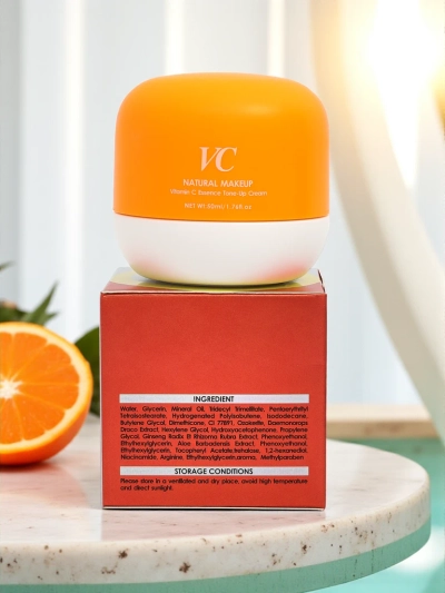 VITA AUREA VC RUA posvetlitvena krema z vitaminom C 50ml