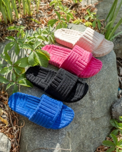 Royalfashion Kobaltové vzorované žabky pre ženy Ewada