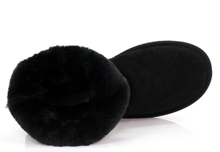 Czarne śniegowce z klamrami - Obuwie