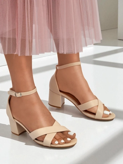 Royalfashion Dámske sandále s nízkym blokovým opätkom Eleganza Strap