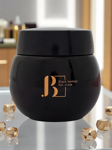 Luxelux Black Bandage Proti-staranja krema za okrog oči