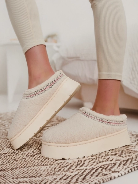 Royalfashion Krátke ženské snehule Esel