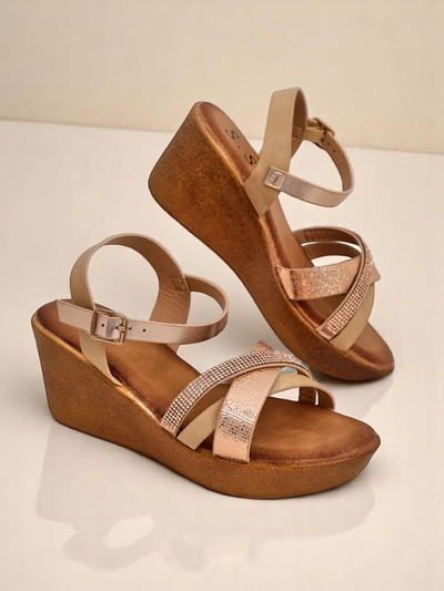 Royalfashion Dámske wedge sandále s kamienkami a trblietaním Glittera