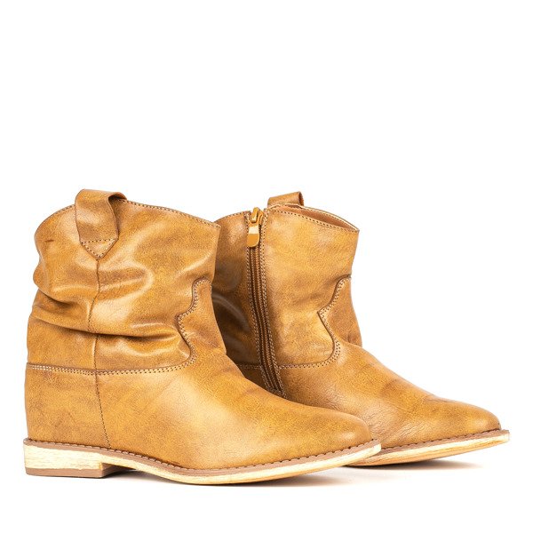 Hnědé kovbojské boty na odvážném klínu - Obuv 1