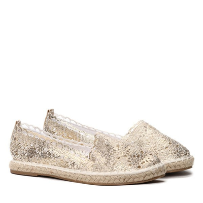 Złote, koronkowe espadryle- Obuwie