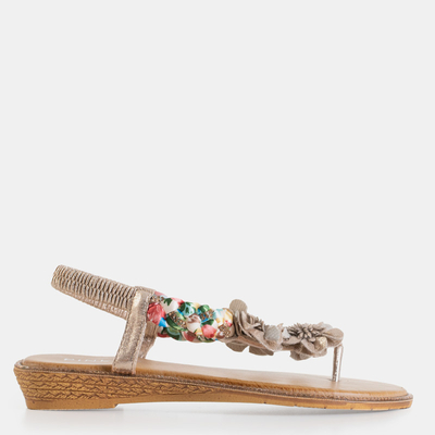 Zlaté lesklé dámske sandále na platforme Grassia - Obuv