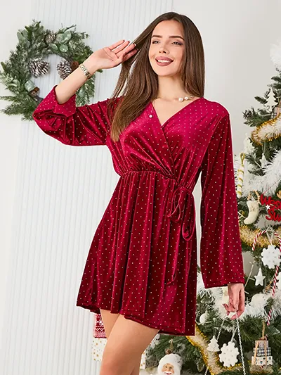 Royalfashion Dámska šaty s ozdobnými kameňmi