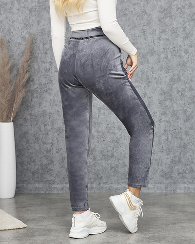 Dámske sivé velúrové tepláky PLUS SIZE- Oblečenie