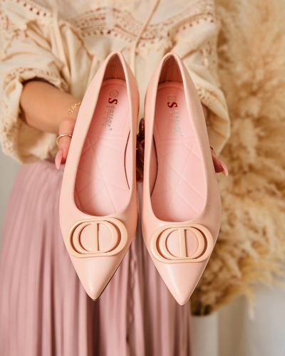 Royalfashion Svetloružové dámske baleríny so špicatou špičkou a ozdobou na nose Manixy