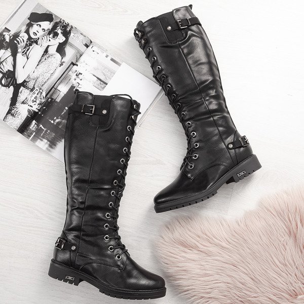 Čierne topánky s plochými podpätkami Kanuti - Obuv