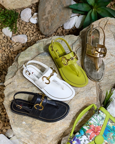 Royalfashion Dámske žabkové sandále v zlatej farbe Imonel