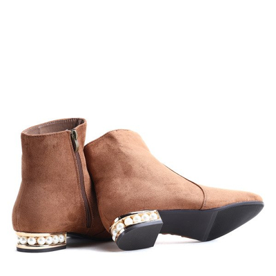 Botki Tina z perełkami w obcasie w kolorze camel- Obuwie