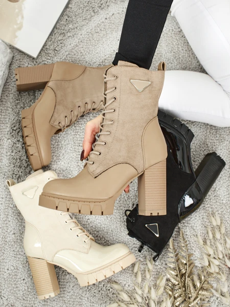 Ženski gležnarji iz eko semiša s peto Event Bramble