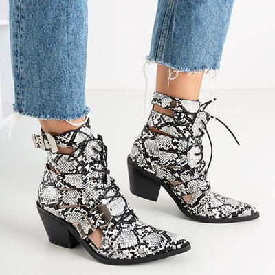 Biele a čierne dámske kovbojské topánky s prackami Ciarran - Obuv