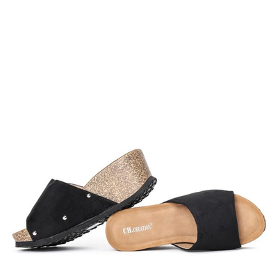 Czarne klapki na koturnie Perales - Obuwie