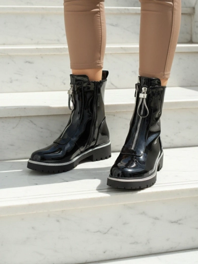 Lakirani eko skórzane botki damskie z cyrkoniami Nuvina