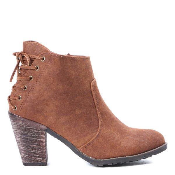 Brązowe botki na słupku Elaise - Obuwie